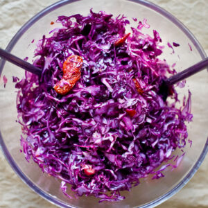 Red-Cabbage-Sun-Dried-Tomatoes-Coleslaw-Salad_pt
